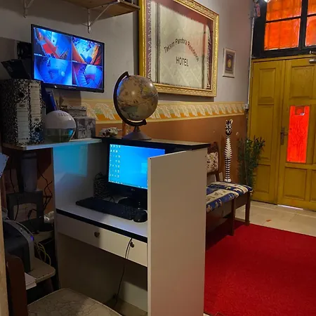 Taksim Pandora מלון